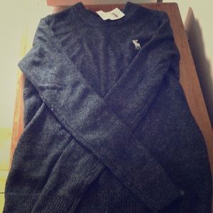 Abercrombie sweater